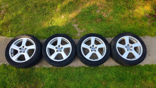 Gyári Volvo alufelni 17" nyári gumival 215/50R17 95W