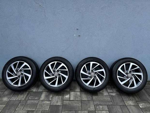 Gyri Vw alufelni 16" nyri gumival Elad 