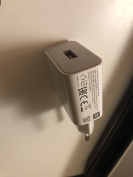 Gyri Xiaomi gyors tlt(10w) USB-c s micro USB kbelel