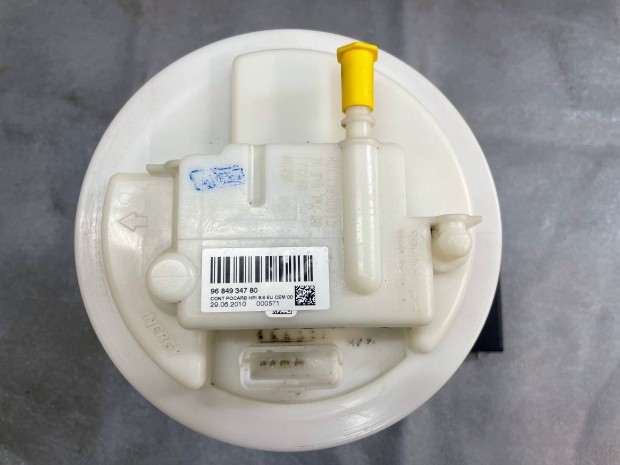 Gy�ri, bontott �zemanyag szivatty� 1.6 Thp motorhoz elad�