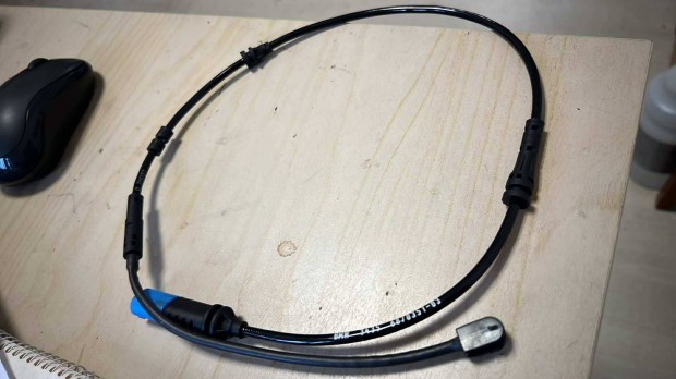 Gyári, új fékkopásjelző BMW G01 / G02 típushoz