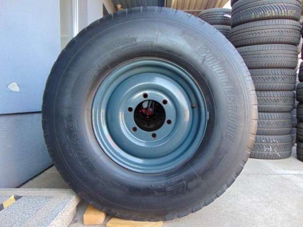 Gyári acélfelni felni + Bridgestone gumiabroncs