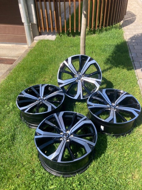 Gyári alufelni Black Diamond Cut 21x9