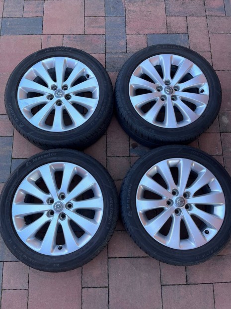 Gy�ri alufelni garnit�ra Opel Astra J R17, 5x105