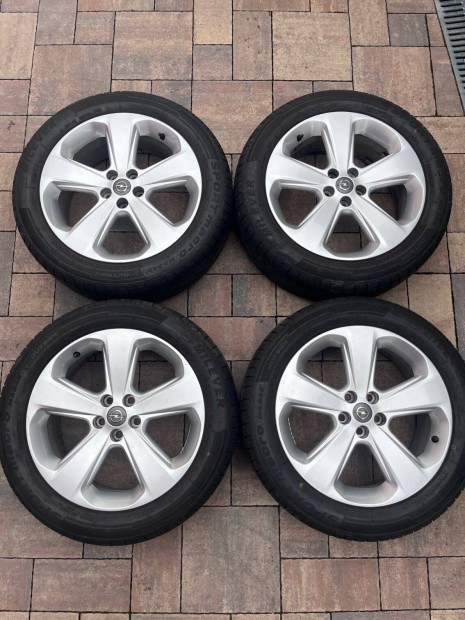 Gy�ri alufelni garnit�ra Opel R18, 5x105