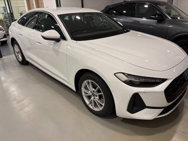 Gy�ri audi R17 alufelni, �j ny�ri gumikkal elad�