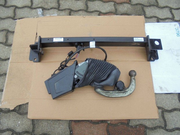 Gyári elektromos vonóhorog alkatrésznek eladó
