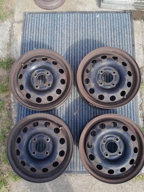Gyári ford acél felni cw170 14x5,5