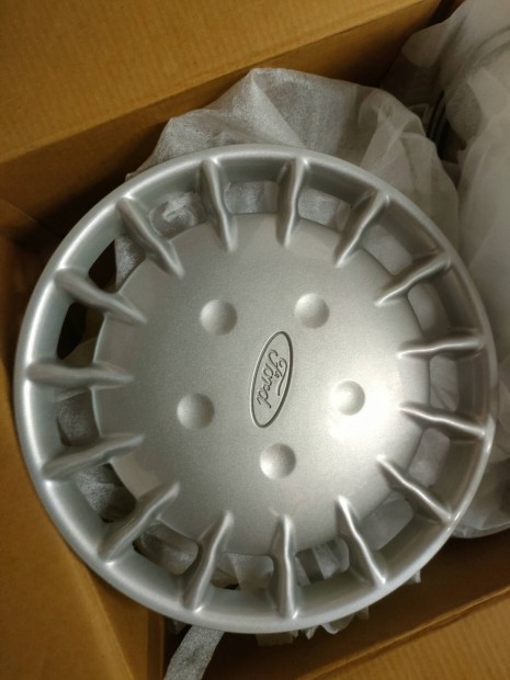 Gyri ford dsztrcsa 13" 4 db. 