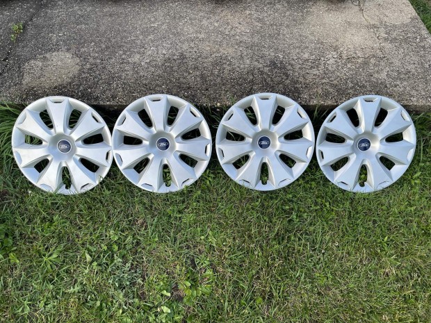 Gyri ford dsztrcsa
