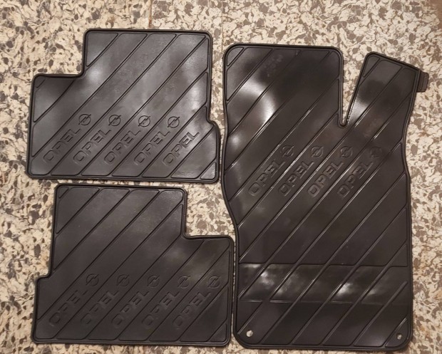 Gy�ri gumisz�nyeg szett Elad�