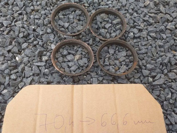 Gyári központosító karika Mercedes Audi alufelni