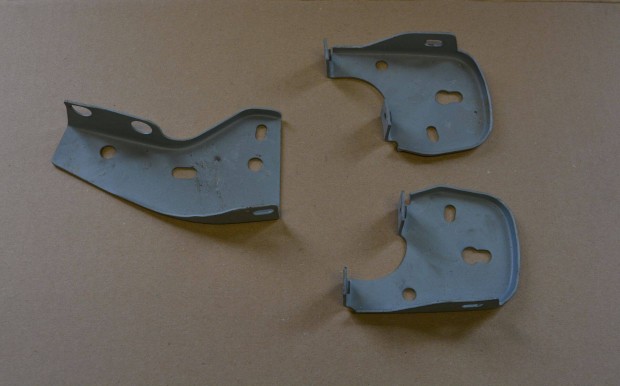 Gy�ri �j Trabant l�kh�r�t� tart� 2 h�ts� �s 1 bal els�