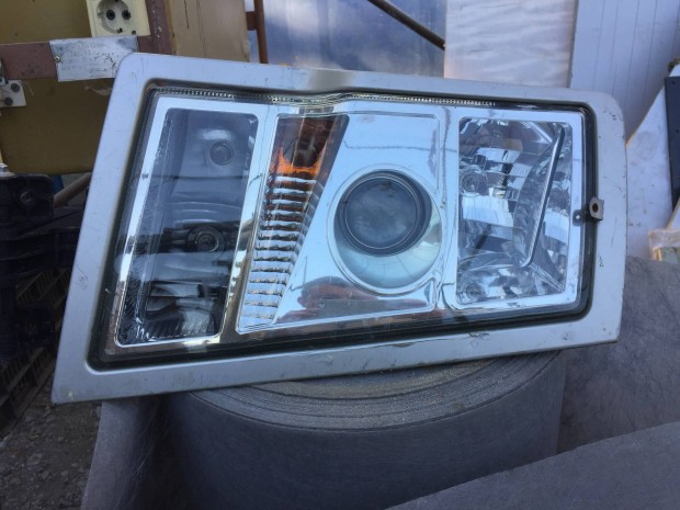 Gy�ri volvo l�mpa