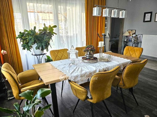 Gyenesdi�si 135 nm-es h�z elad�