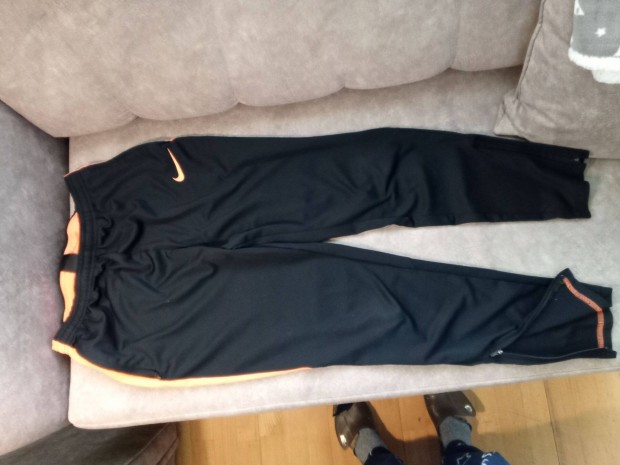 Gyerek Nike trning als vkony anyagbl 158-170 cm
