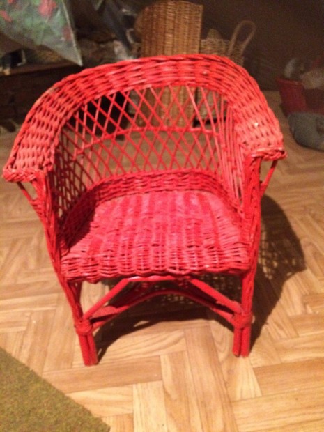 Gyerek fonott piros fotel