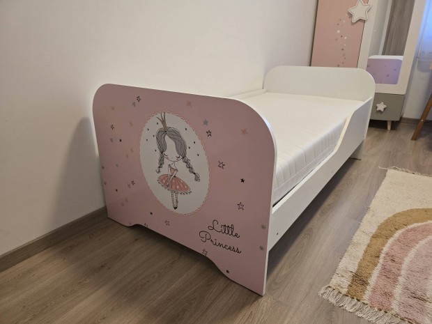 Gyerek kiságy minőségi matraccal (70*140)