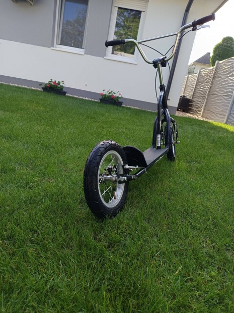 Gyerek roller eladó