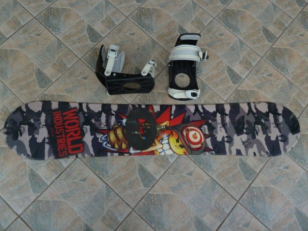 Gyerek snowboard szp llapotban elad r:lap(125cm de van ms mre