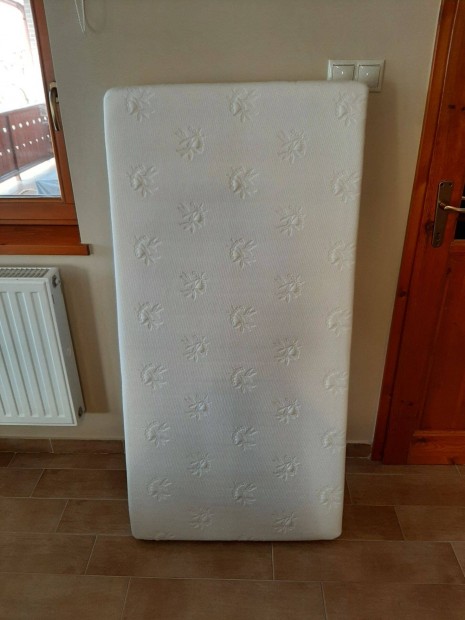 Gyerekmatrac 70x140 cm