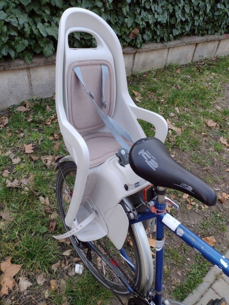 Gyerek�l�s feln�tt ker�kp�rra