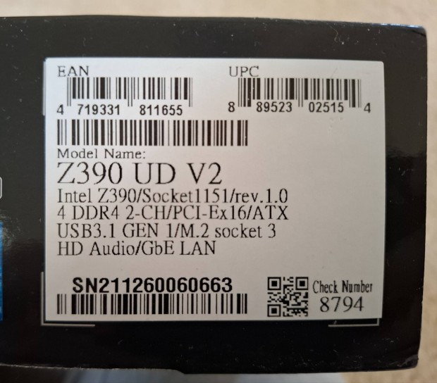 Gygabyte z390 alaplap újszerű