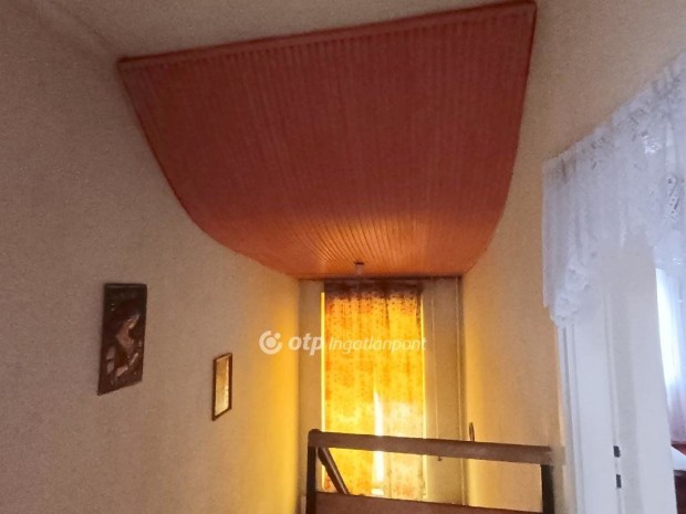 Gyomaendr�di 110 nm-es h�z elad�