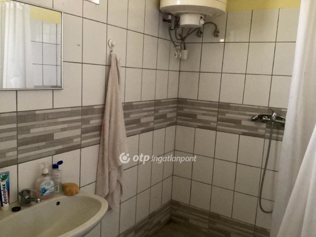 Gyomaendr�di 120 nm-es h�z elad�