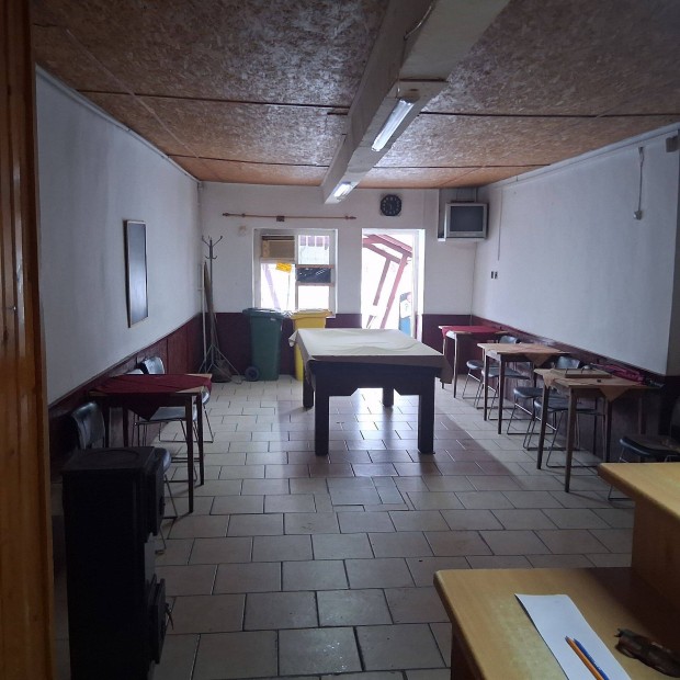 Gyomaendr�d�n volt kocsma elad�