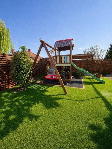 Gy�mr�n elad� priv�t kertes sorh�z