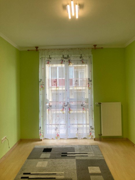 Gy�ngy�s Ringsted utca_Kiad� lak�s