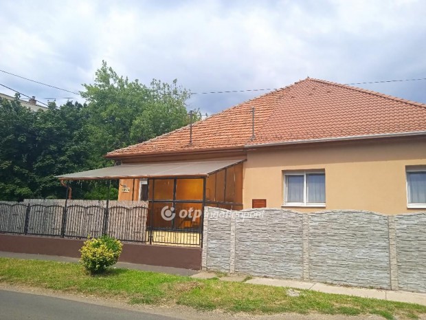 Gyöngyösi eladó 119 nm-es ház