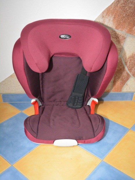 Gynyr Britax Rmer Kidfix XP "Dark Grape" isofix 15-36kg gyerekls