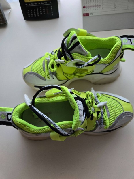 Gyönyörű Hammerstein sneakers