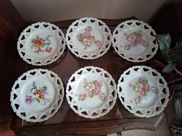 Gyönyörű porcelán kistányérok
