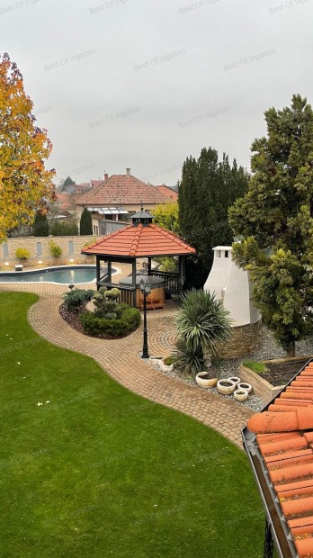 Gy�r-Kisb�cs�n �LOMOTTHON ELAD�!