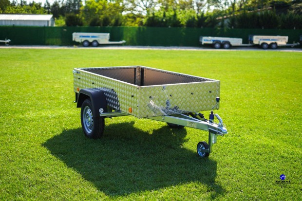 Gyrben j 2m-es alu-oldalfalas utnfut akcisan csak 379.000 Ft