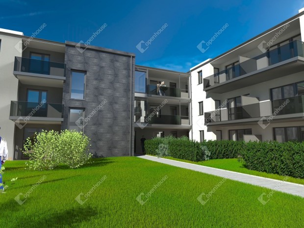 Gy�ri elad� 101 nm-es lak�s