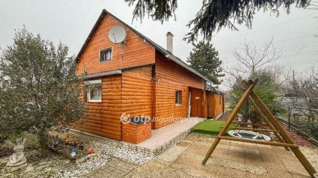 Gy�ri elad� 130 nm-es h�z