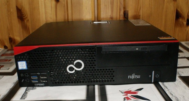 Gyors Fujitsu PC Full Config Munkra csaldi Gpnek!