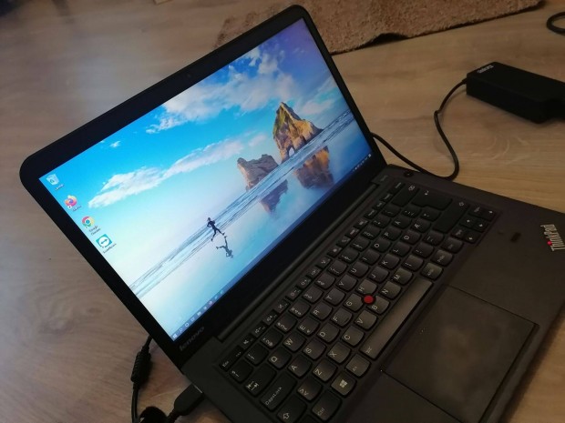 Gyors, megbzhat laptop kivl llapotban elad