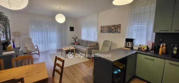 Gy�rszemerei elad� 98 nm-es h�z