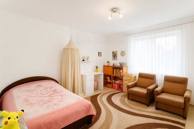 Gy�r�jfalui gy�ngyszem, LEHET�S�G!