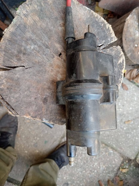 Gy�jt�s. 2 hengeres motorhoz