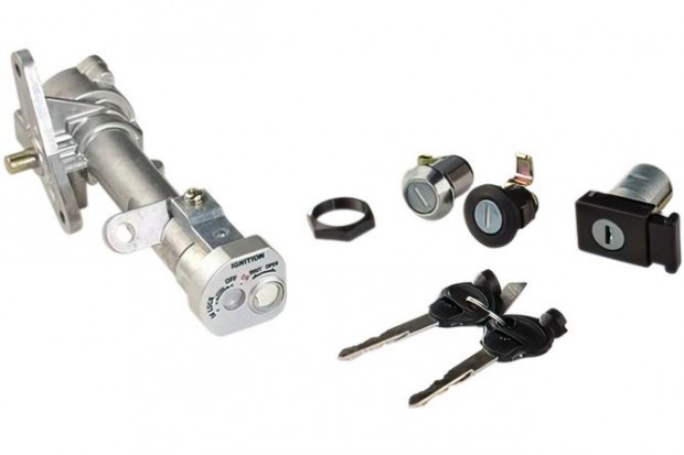 Gy�jt�s, �l�s �s tank z�r OEM min�s�g� Suzuki Burgman 125 k�bcentishez