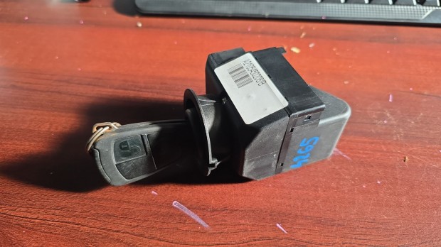 Gyujts kapcsol A2105450208 elad