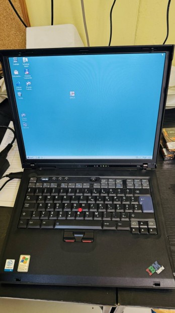 Gyjti darab IBM Thinkpad Windows 98