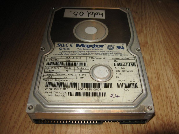 Gyjtknek Maxtor 90432D3 4GB IDE PATA Winchester HDD Merevlemez Aszta