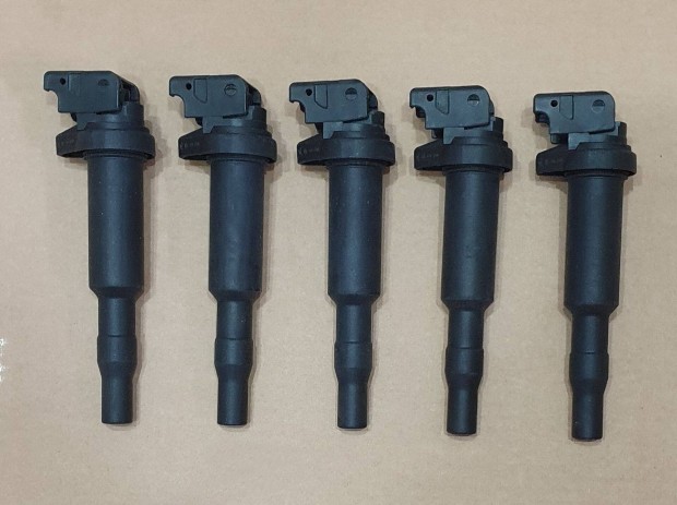 Gy�jt�traf� BMW Bosch 0221504802, 5 darab, haszn�lt